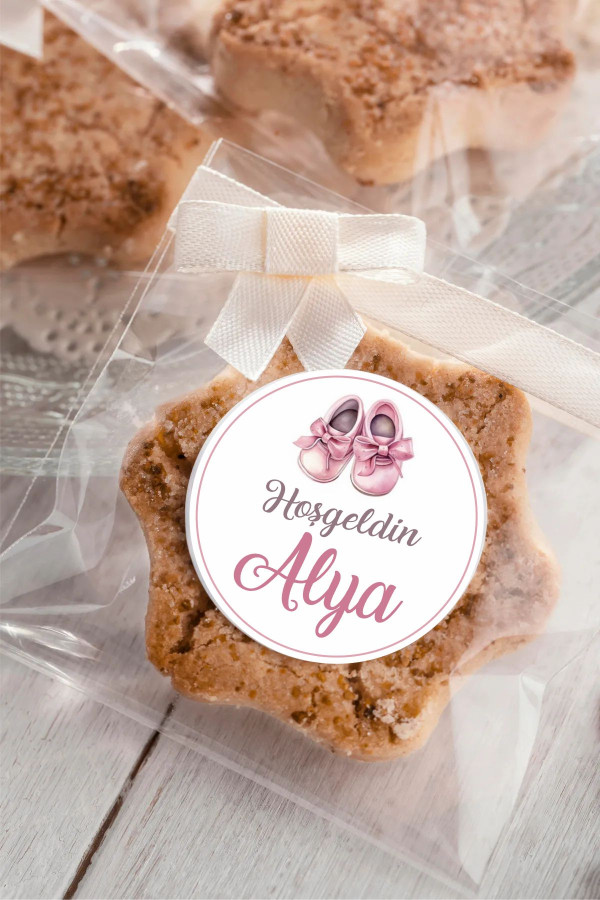 Pembe Patik Bebek Etiketi, Baby Shower, Doğum günü, Hoşgeldin Etiketi 4x4 cm 96 Adet