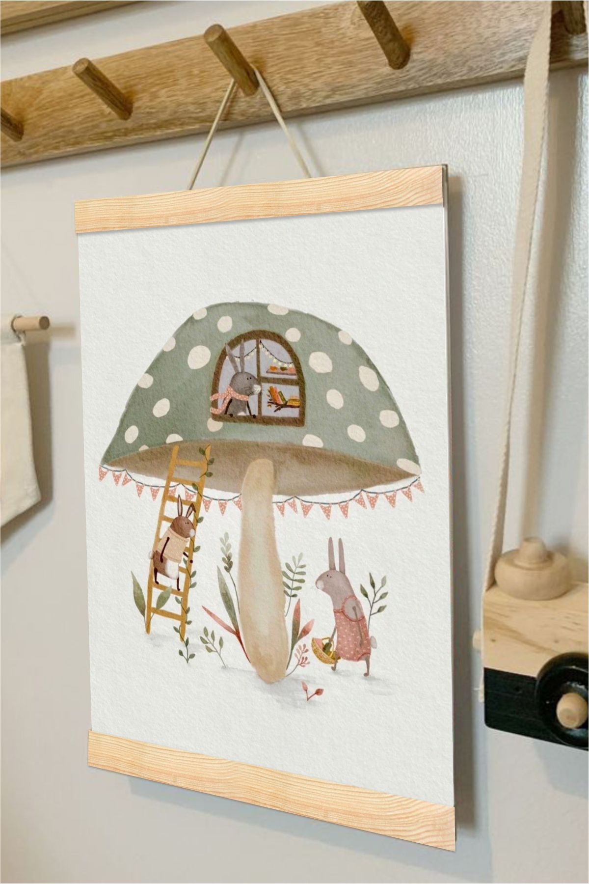 Mushroom Family Askılı Kanvas Poster - Bebek Çocuk Odası Resim Poster 30x40 cm