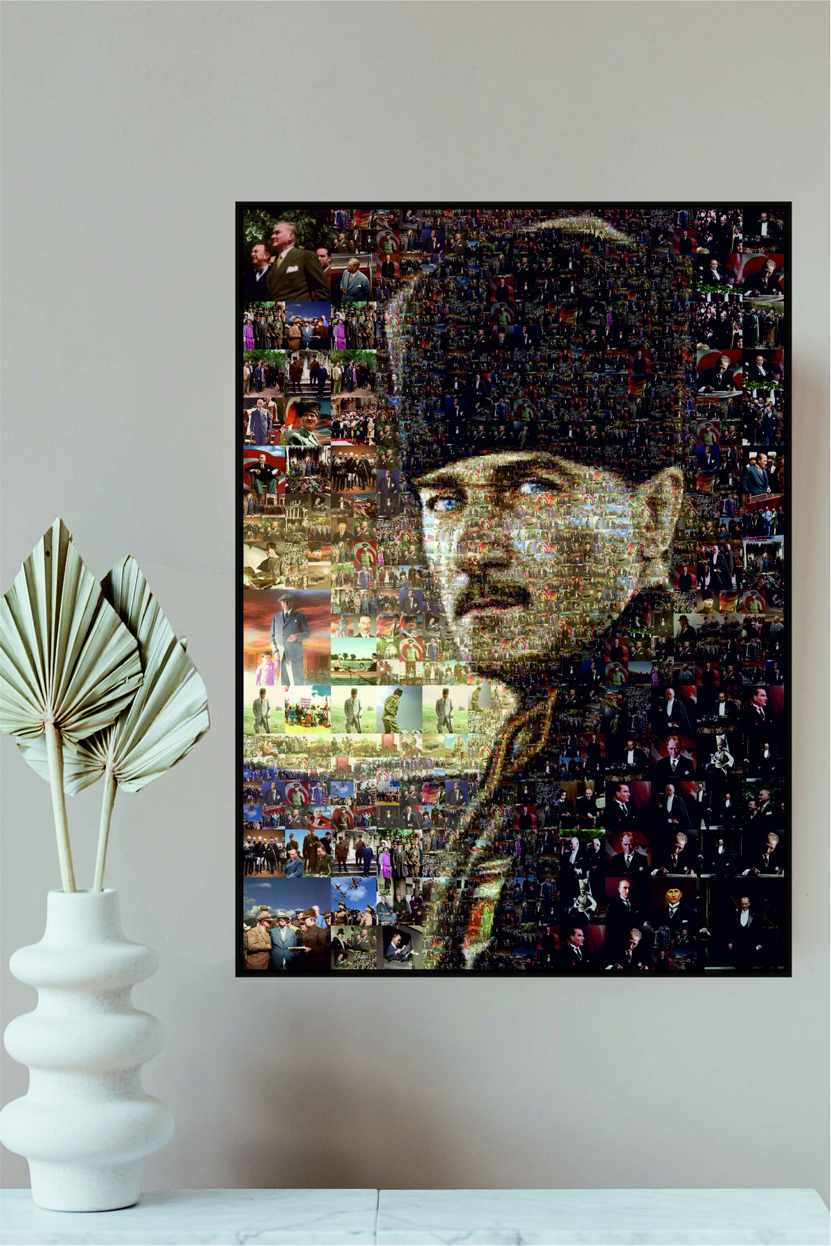 Mustafa Kemal Atatürk Mozaik Çerçeve Görünümlü Yapışkanlı Poster