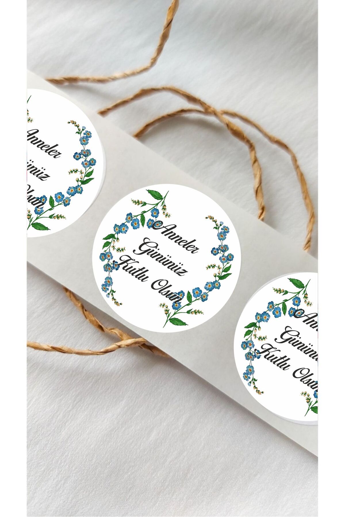 Anneler Günü Flower Yuvarlak Sticker - 24 Adet Süsleme, Hediye, Paketleme Sticker AG5